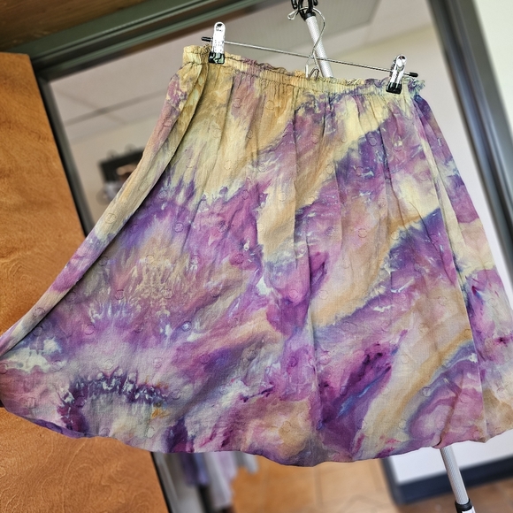 Recycled Riot dyed Jupiter's landing skirt - Picture 2 of 5